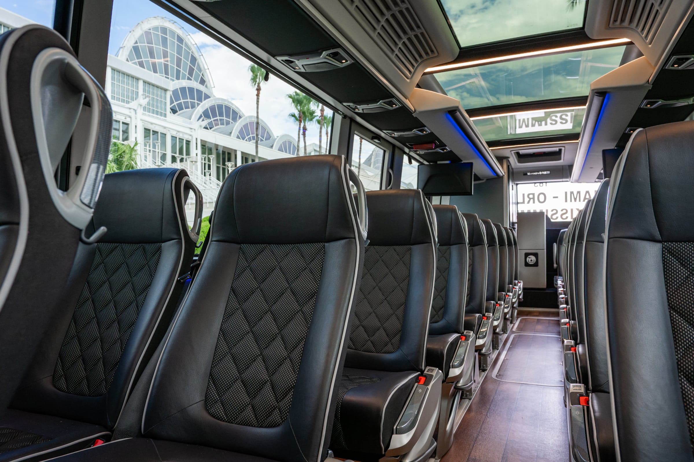 Mercedes-Benz Tourrider Premium interior 6
