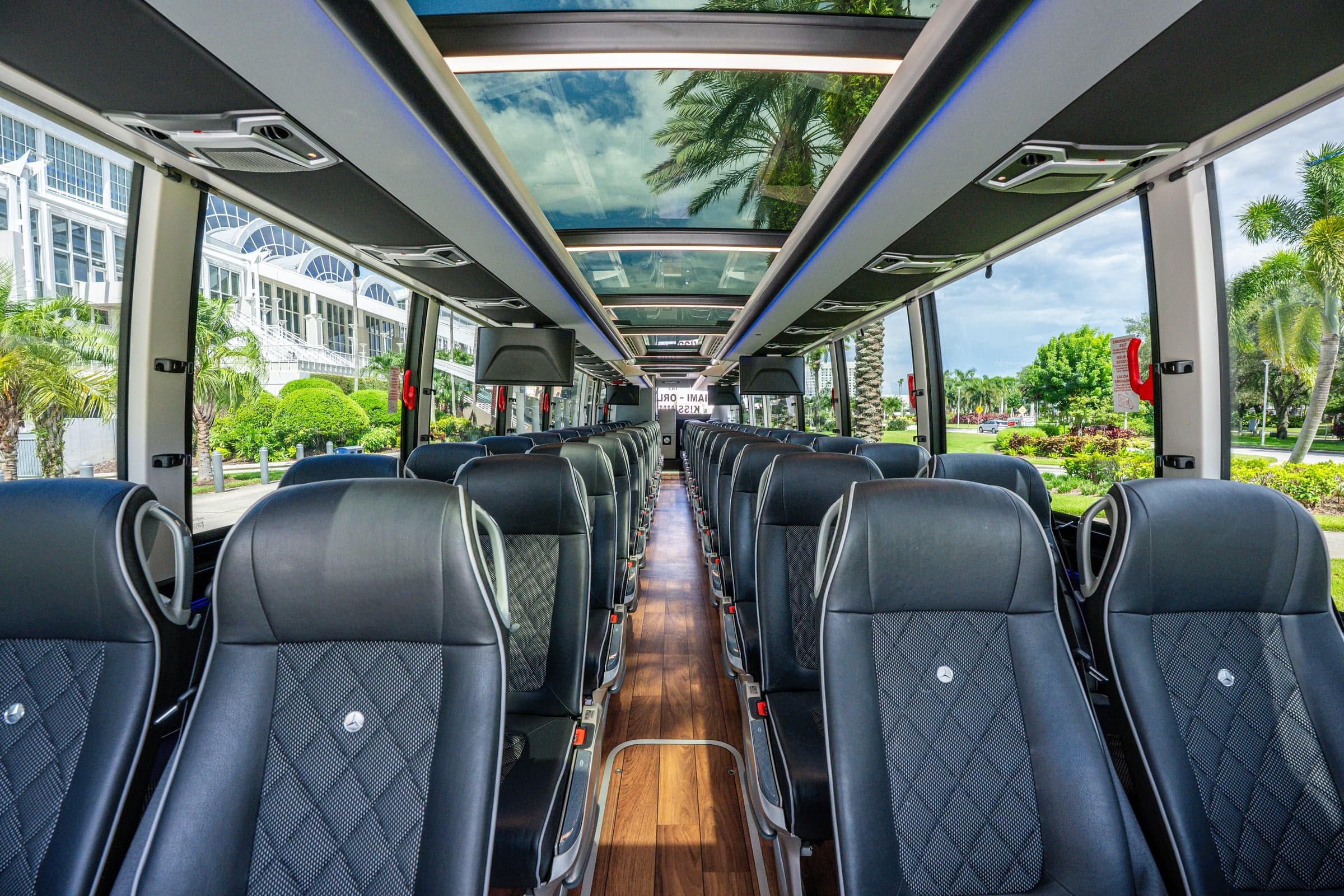 Mercedes-Benz Tourrider Premium interior 8